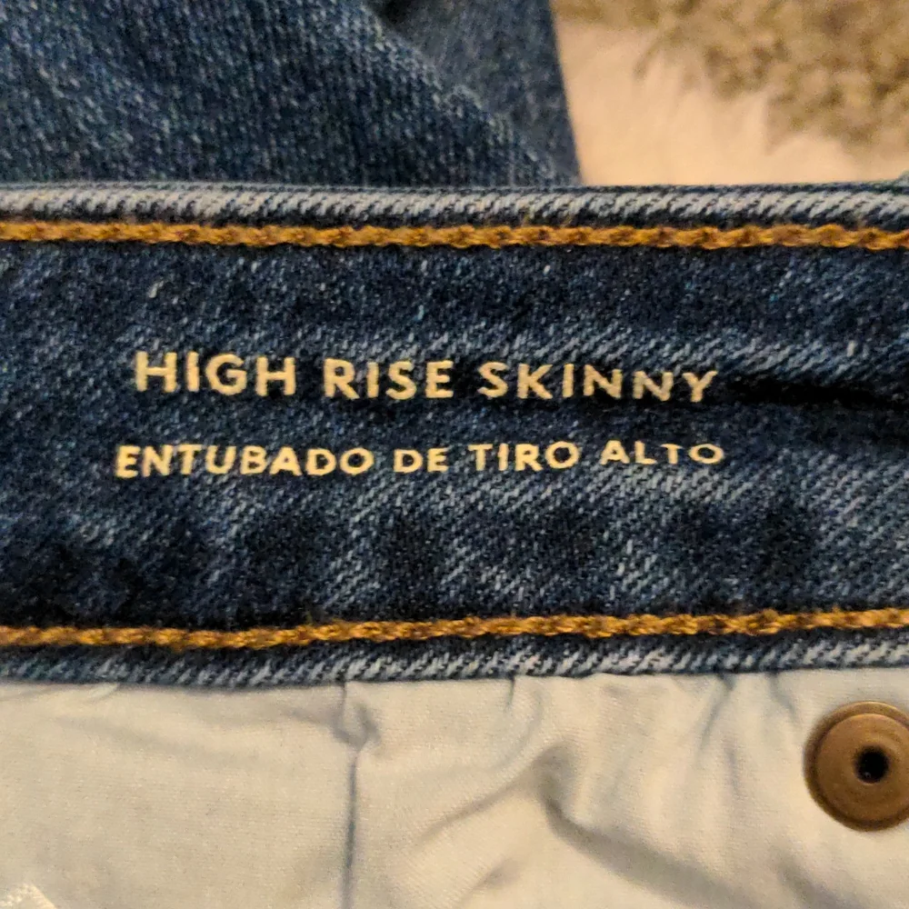 Universal Thread High Rise Skinny Jeans - Picture 5 of 7